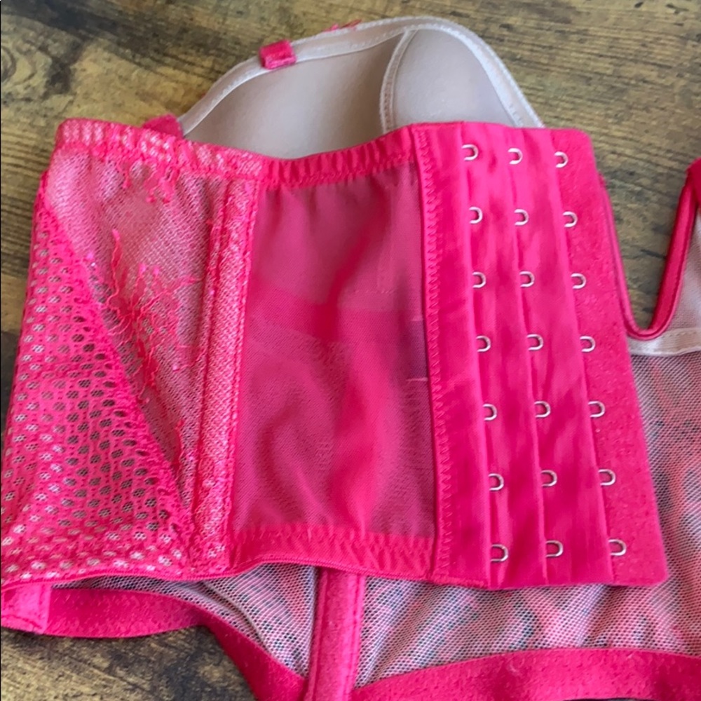 Victoria’s Secret Corset - Picture 5 of 8